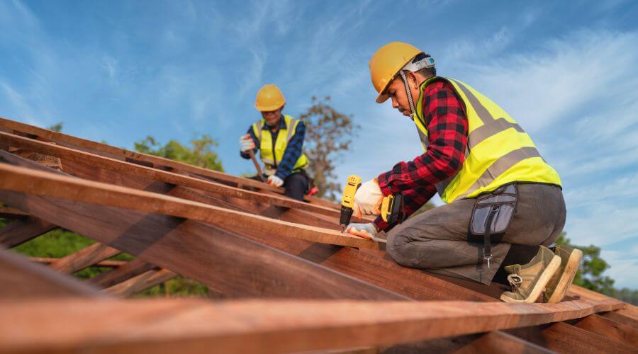Professional gutter cleaning in Cobb, GA